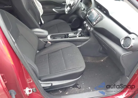 2023 Nissan Kicks Sv Xtronic Cvt z USA, uszkodzony, nr VIN 3N1CP5CV0PL535116